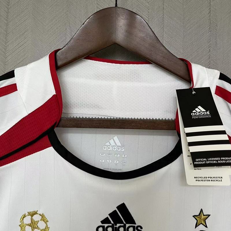 Camisa Retrô AC Milan 06/07