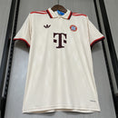 Camisa Bayern de Munique Visitante 25/26